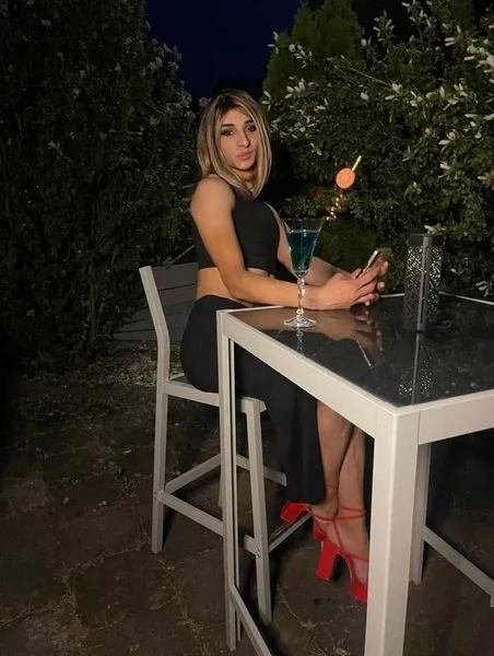 NEUE 🍒 TS Lorena 🍒 – Trans Escort Dieburg