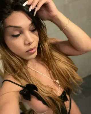 Naomis Transexual 27 Party Party“1 – Trans Escort Dresden