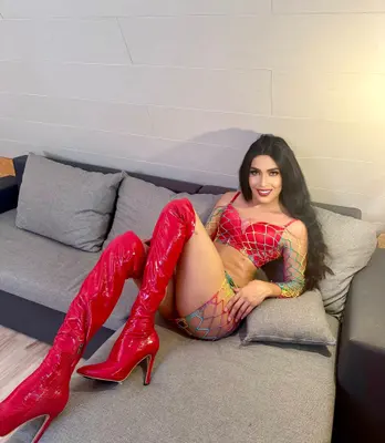 AMAZING TS Camila Latina 🩵💦 – Trans Escort Oberhausen