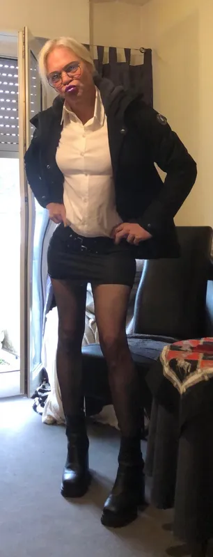 Trans Lea / Top Photos und videos auf dem Chat 🥵 – Trans Escort Esslingen Am Neckar