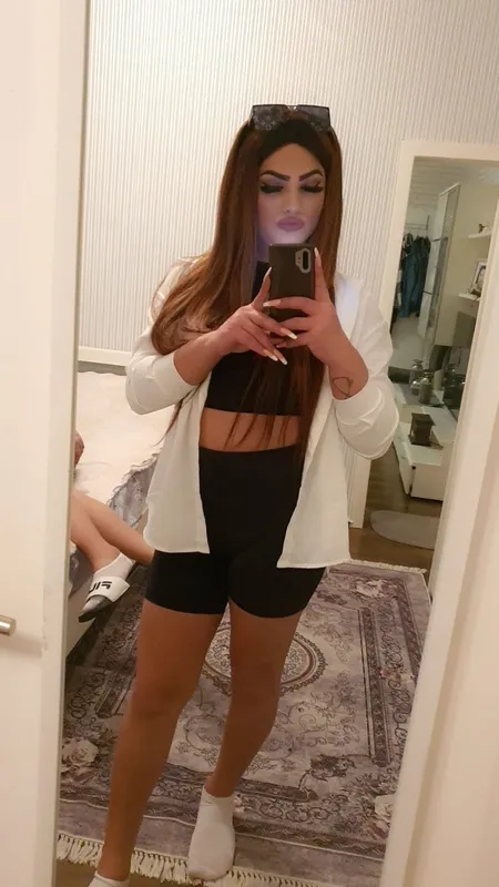 TS Sisi 😈🔥 – Trans Escort Duisburg