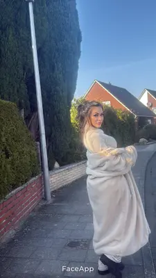 TS Kira XXL Party3 – Trans Escort Hamburg