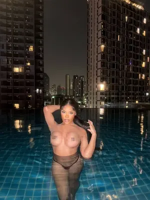 Deutsche TS Kalisha neue Nummer1 – Trans Escort Hannover
