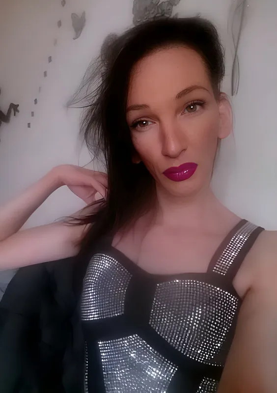 SkinnyTS – Trans Escort Wuppertal