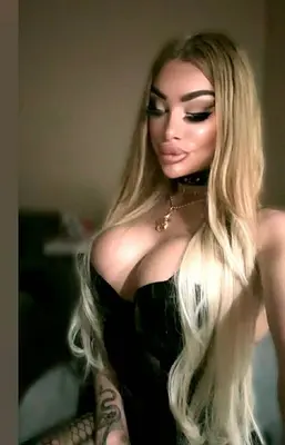 Tennie TS Deriya – Trans Escort Bad Oldesloe