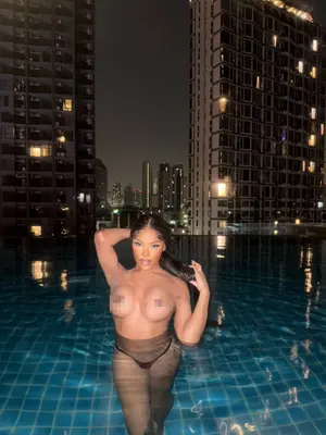 TS Kalisha Halb deutschhalb Latina – Trans Escort Hessen