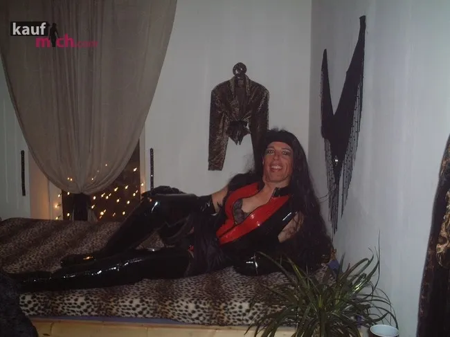 Mistress_Petra – Trans Escort Herford