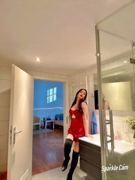 TS Jasmin Top Massage – Trans Escort Düsseldorf
