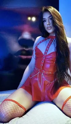Laura dominatrix latina XL 21 cm – Trans Escort Bremen
