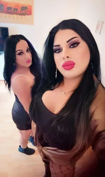 TS Anna & TS SIENA Geile Duo die ganze Nacht – Trans Escort Berlin