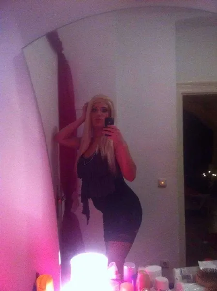 TS KAMELIA - Nur kurze Zeit – Trans Escort Wuppertal
