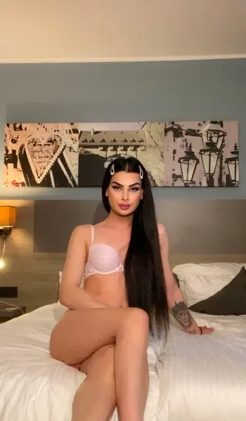 TS HOT Aleksa - Party Neue in Stadt – Trans Escort Mülheim An Der Ruhr