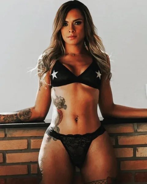 TS BIAH FERNANDES 20x6 cm Original Bild – Trans Escort Karlsruhe