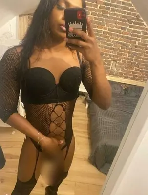 TS Yesenia – Trans Escort Offenbach Am Main