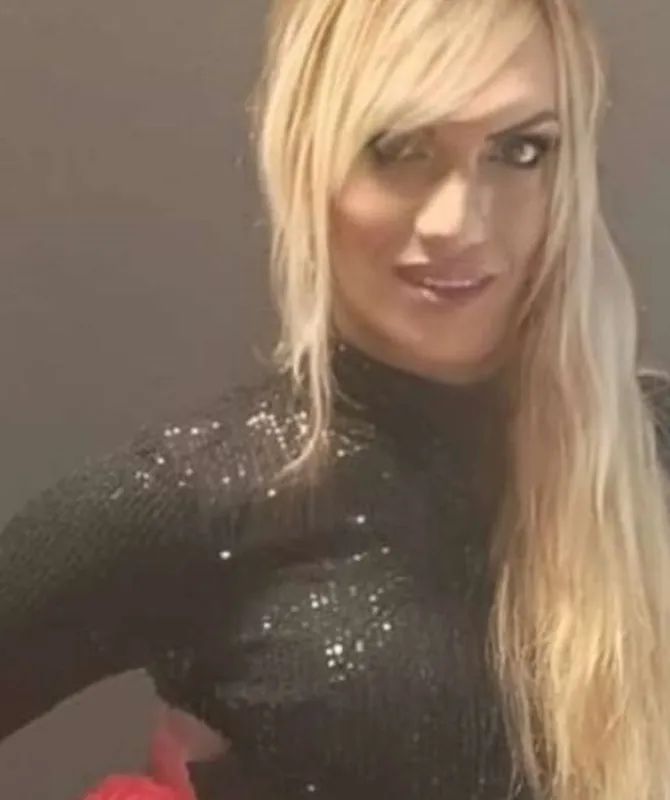 TS Veronika 🤩 Sucht geile Erfahrungen 💖 – Trans Escort Essen
